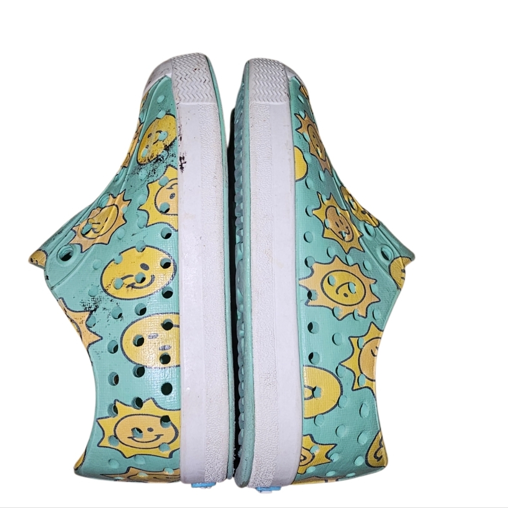 Native Shoes - Picture 4 of 7